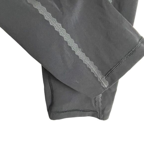 Lululemon Women's Size 6 Black‎ High Waist Cropped Tummy Control Legging - Picture 2 of 6